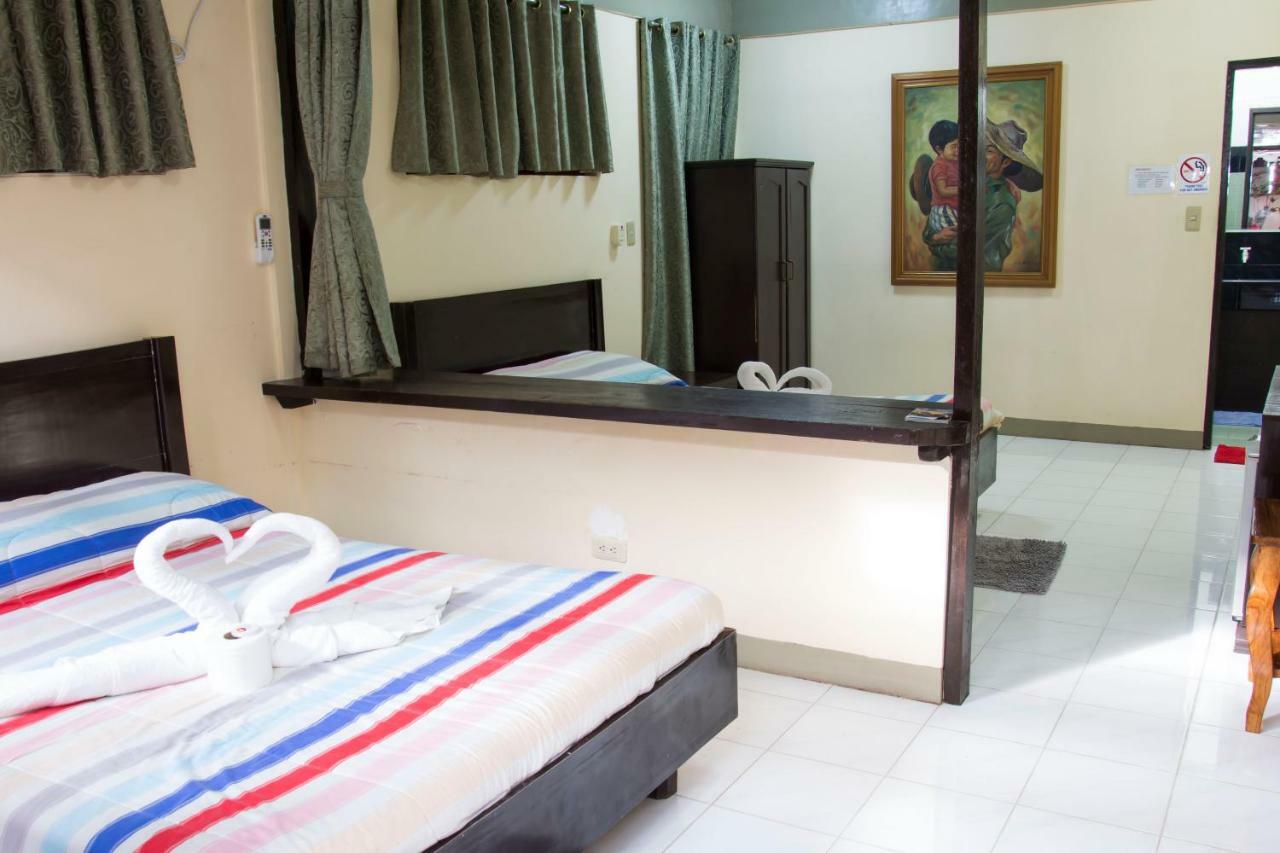 Deparis Beach Resort Balabag  ภายนอก รูปภาพ